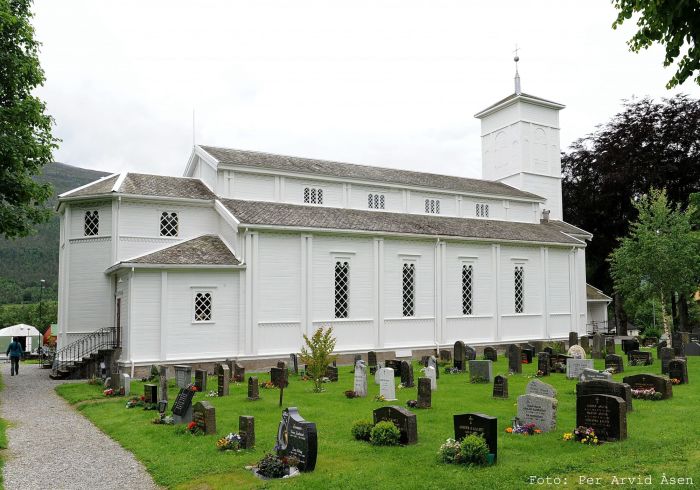 Nesset kirke, Eidsvåg. Foto.